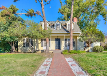 1412 North Vagedes Avenue