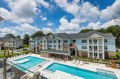 10 Tips for Selling Your Home During the Holidays: Attract Homebuyers This Season