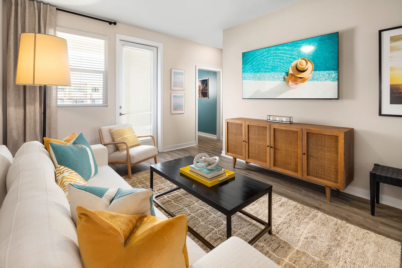 388 East Ocean Boulevard