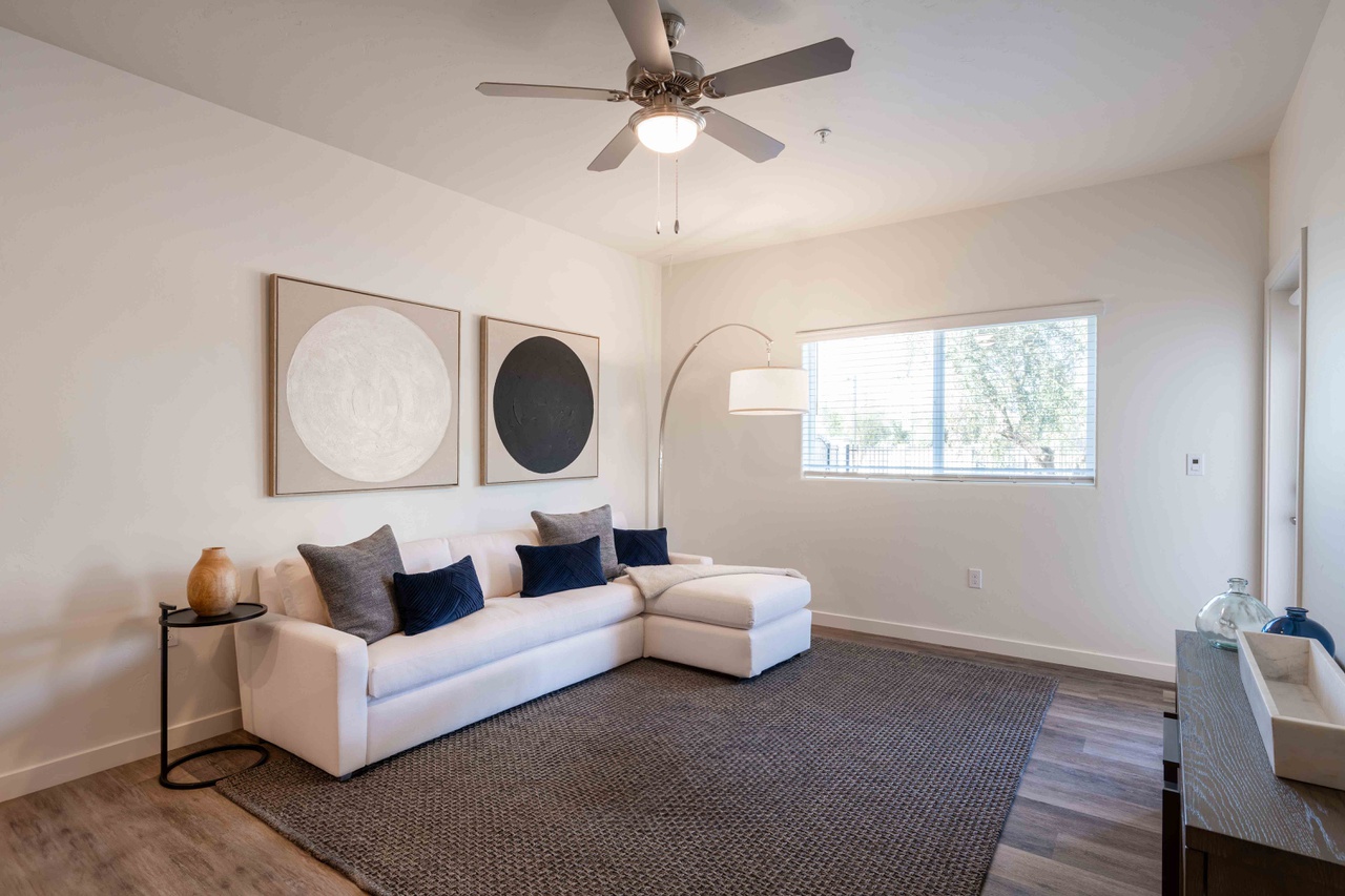 6710 West Doe Avenue, Unit 1