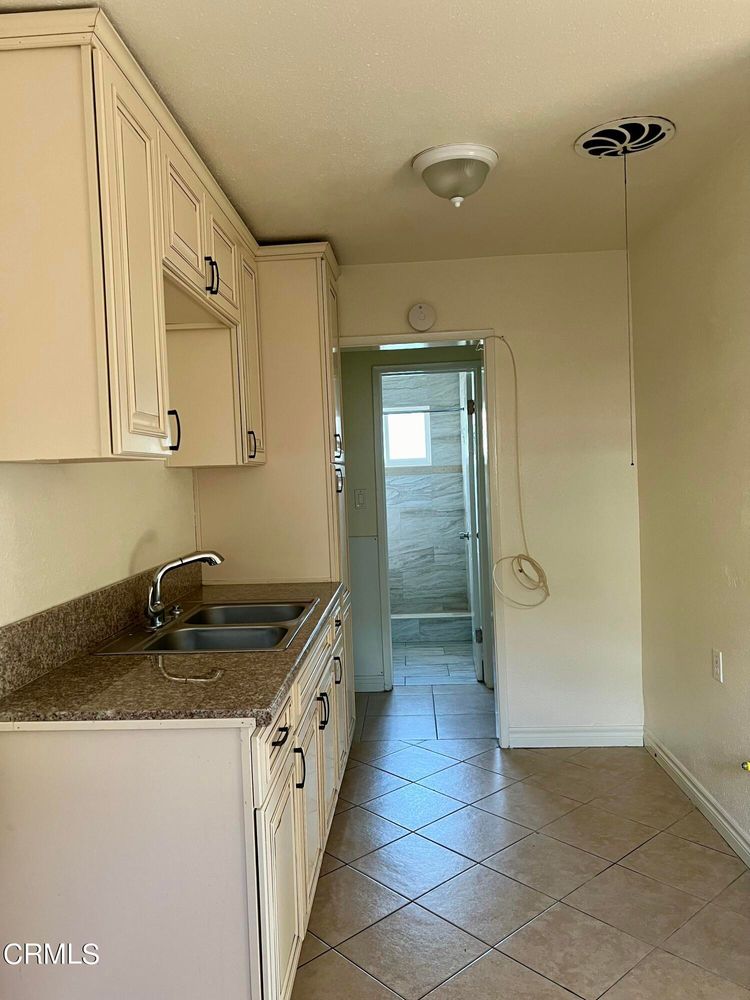 820 North Angeleno Avenue, Unit 1