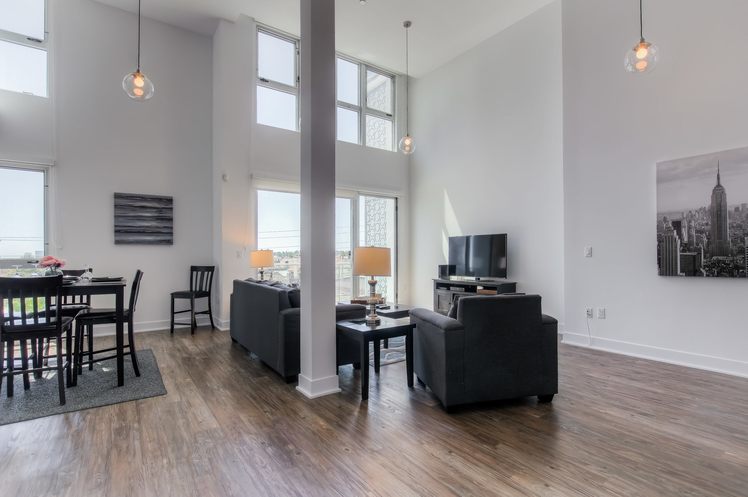 1168 South Barrington Avenue, Unit 5