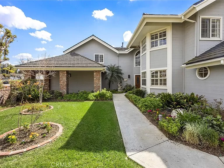 4945 Silver Spur Lane, Unit 1