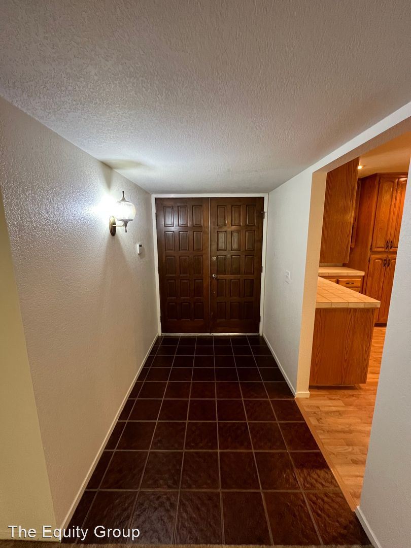 2936 South Conyer Street