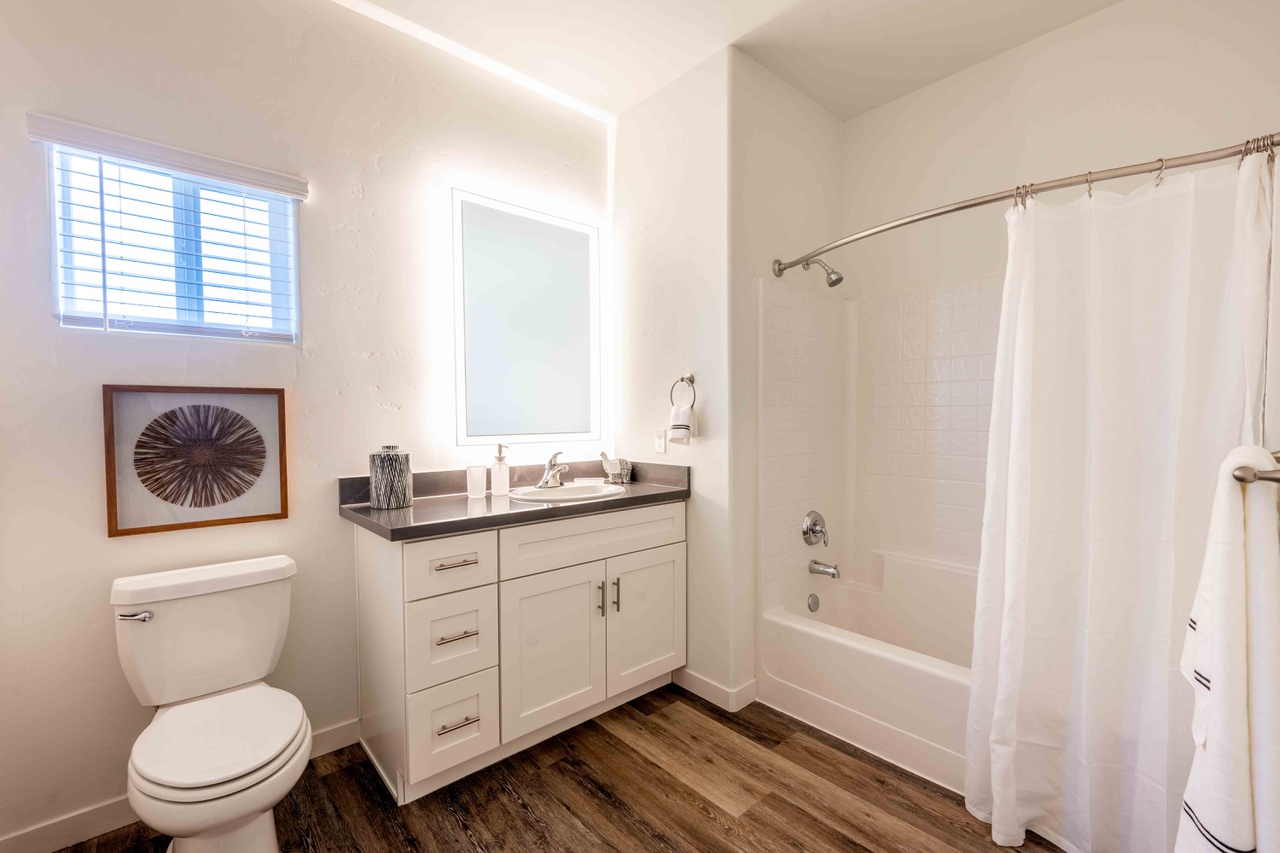 6710 West Doe Avenue, Unit 1