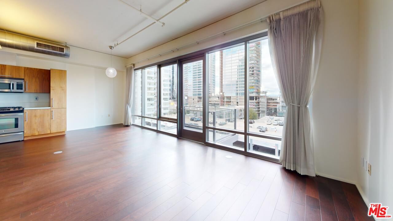 1100 South Hope Street