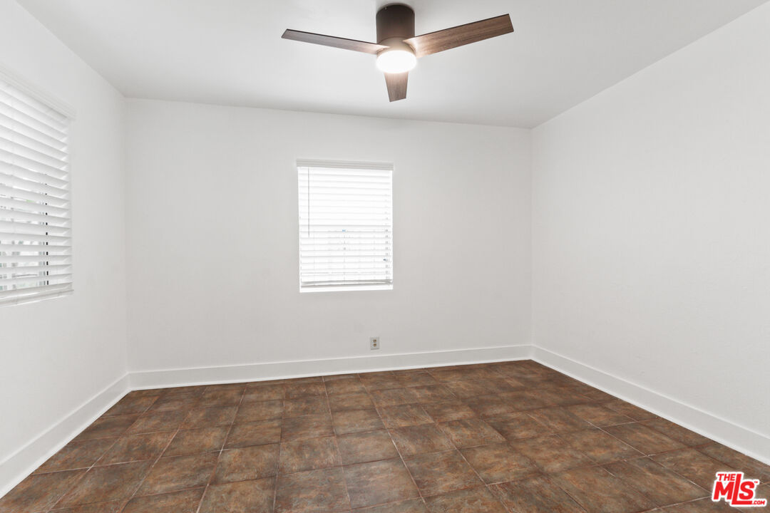 2563 Spaulding Avenue