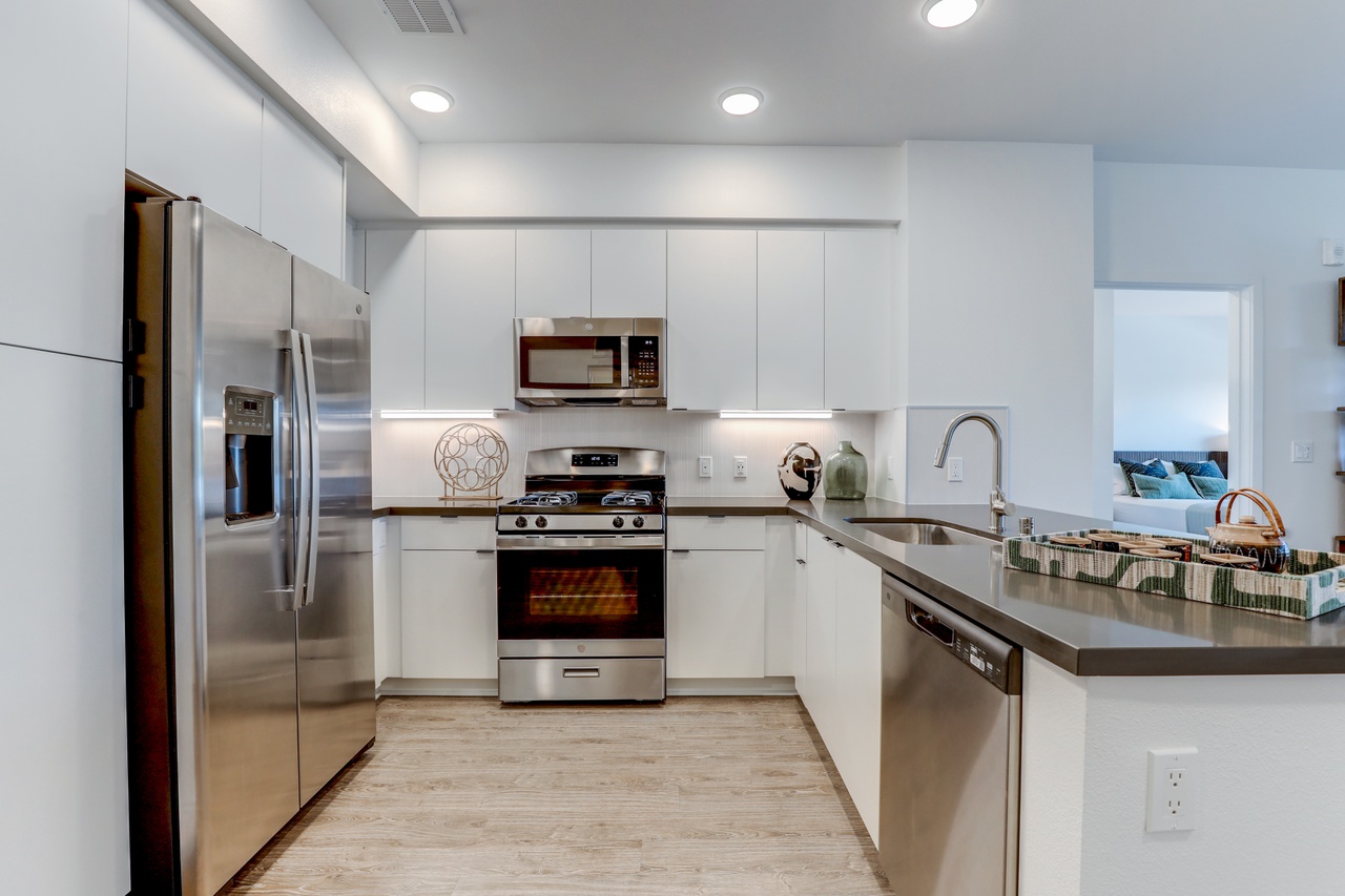 1700 Sawtelle Boulevard