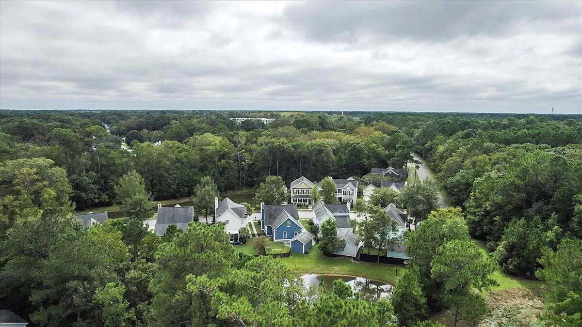 999 South Santa Fe Avenue, Unit 205