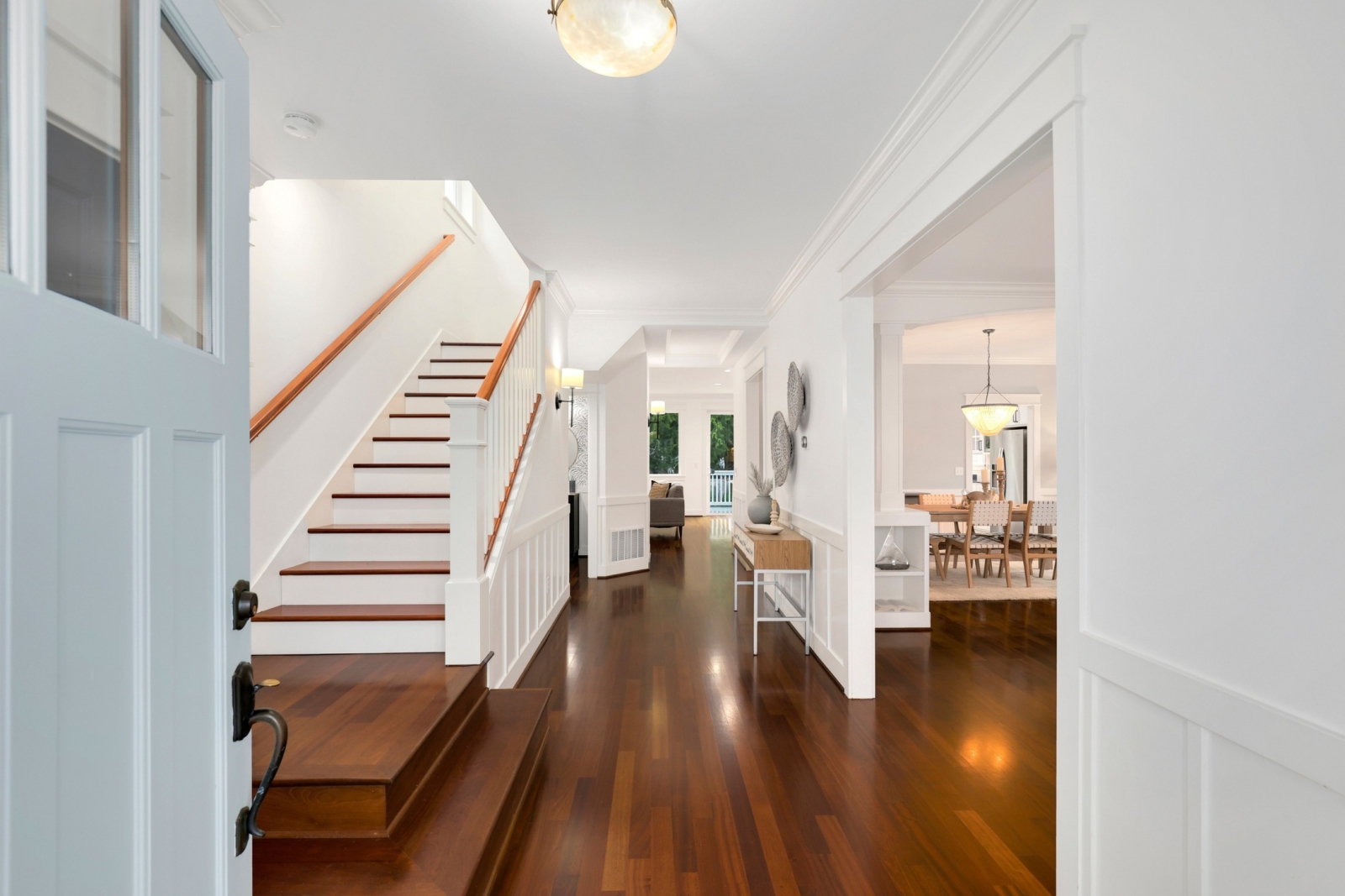 6032 43rd Avenue Northeast