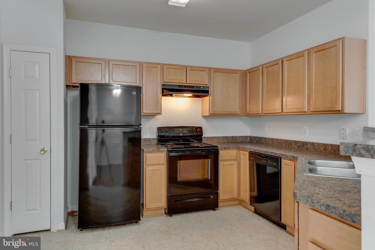 23560 Franklin Delano Roosevelt Boulevard