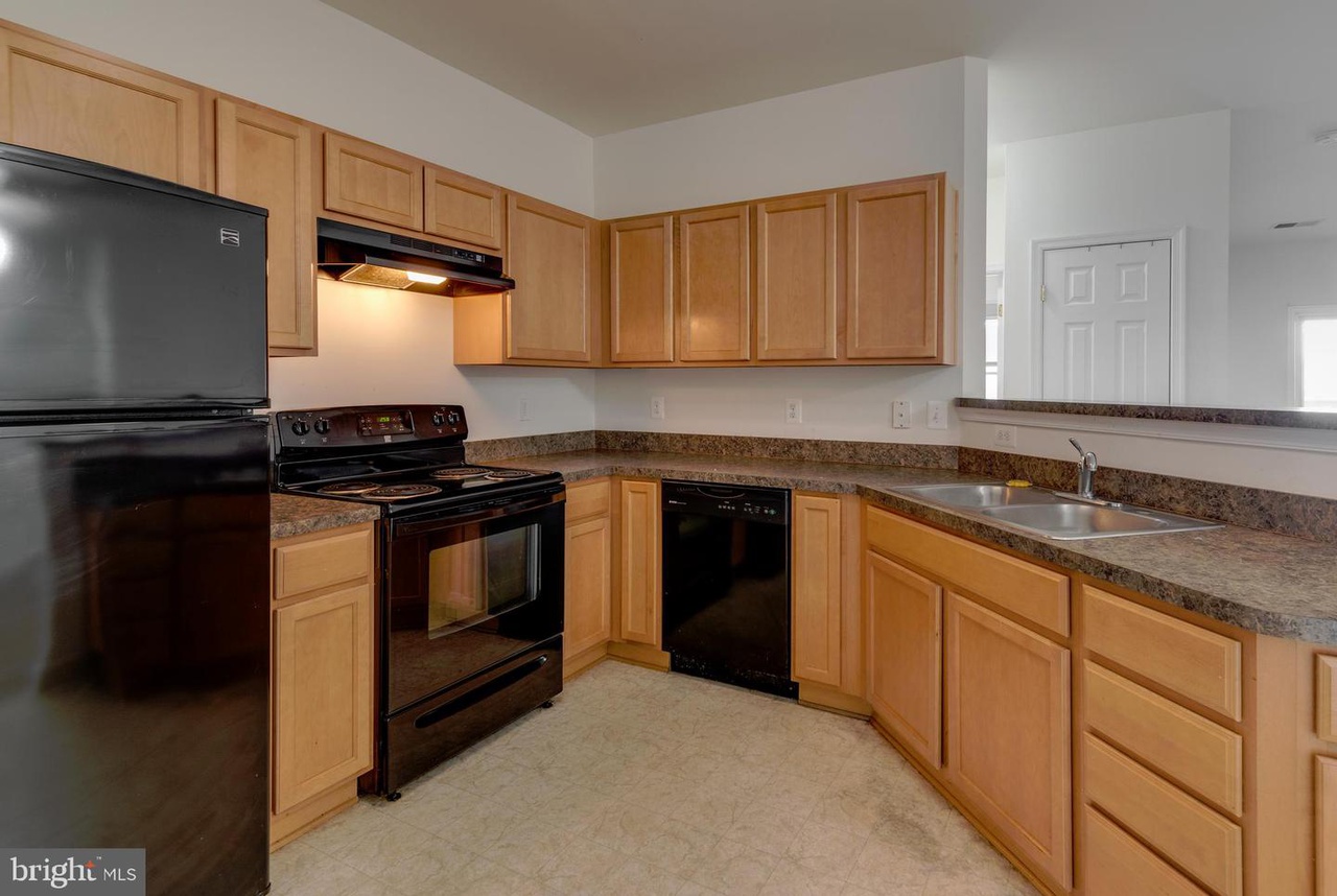 23560 Franklin Delano Roosevelt Boulevard